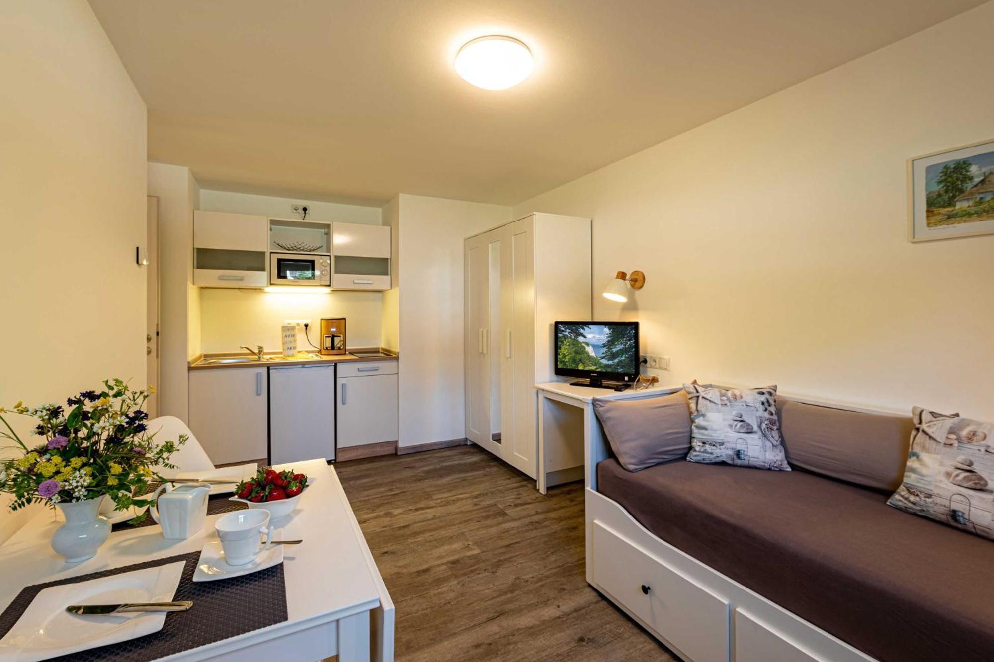 Selliner Ferienappartements Mit Balkon Und Seeblick Εξωτερικό φωτογραφία